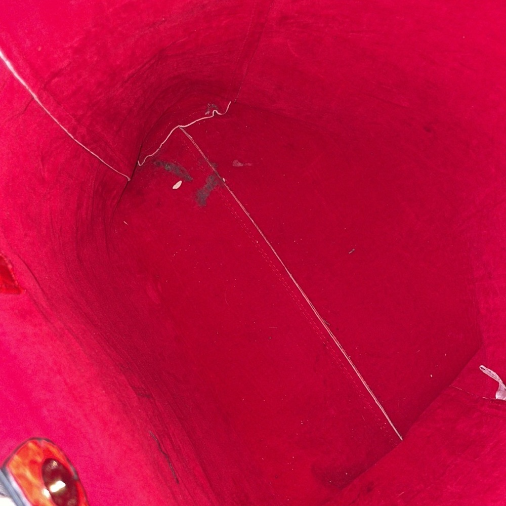 Red Bag - Picture 3 of 3